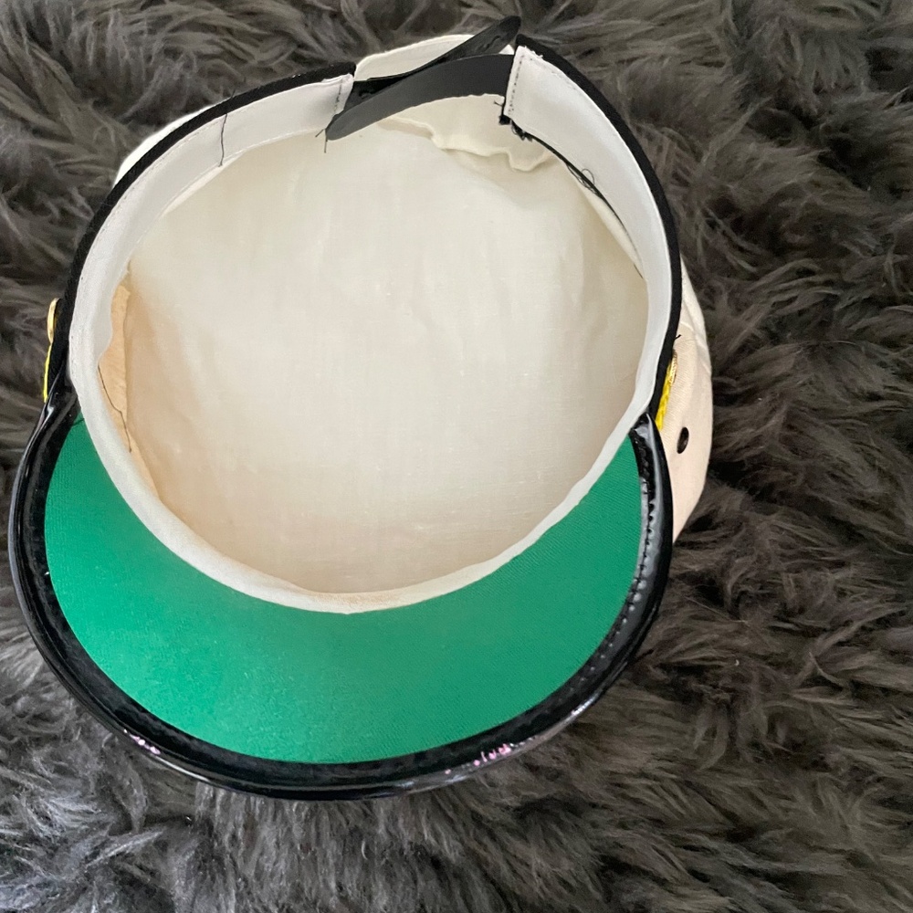 Captain’s hat - Picture 3 of 3